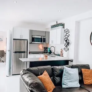 Luxe N Cozy 2br Isla Verde Apt With Kingbed+ac+wifi Apartment